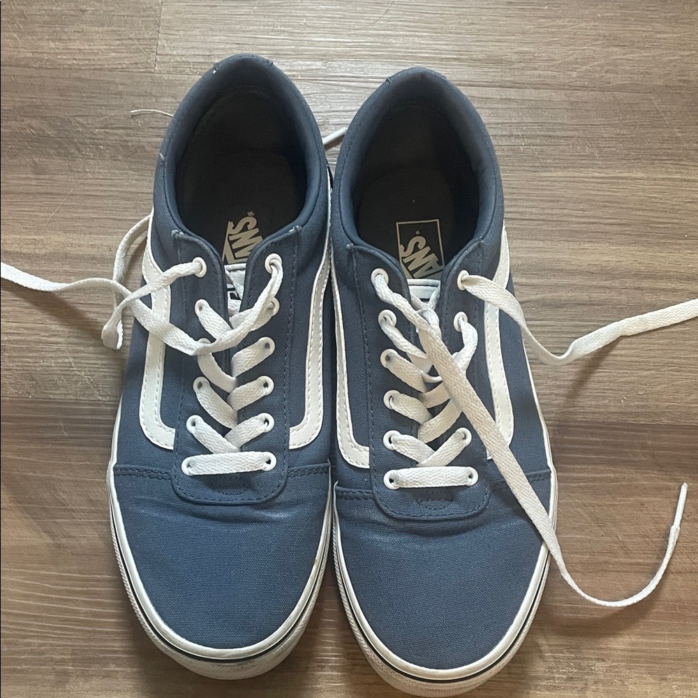 Vans Men's Navy and White Sneakers